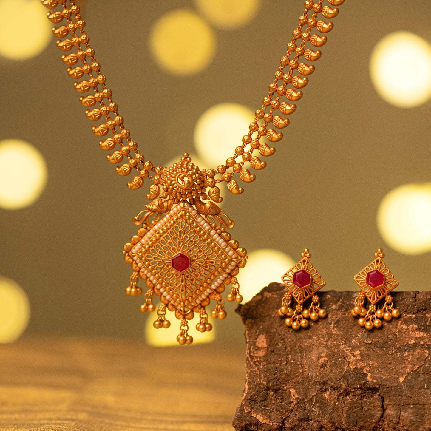 Antique Gold Necklace