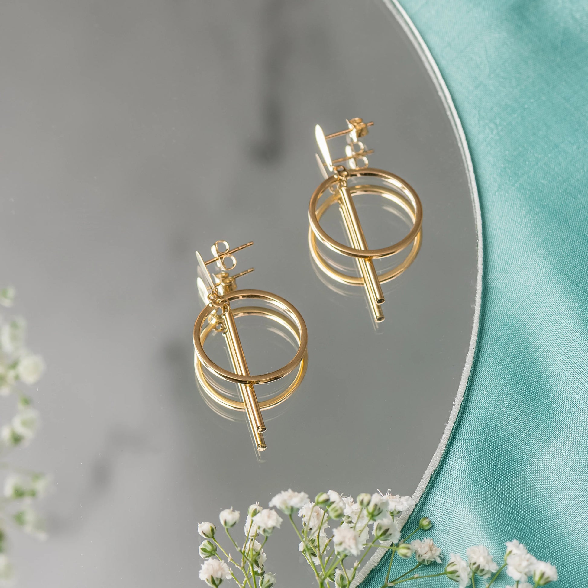 Western-gold earrings-18k-dainty-office wear