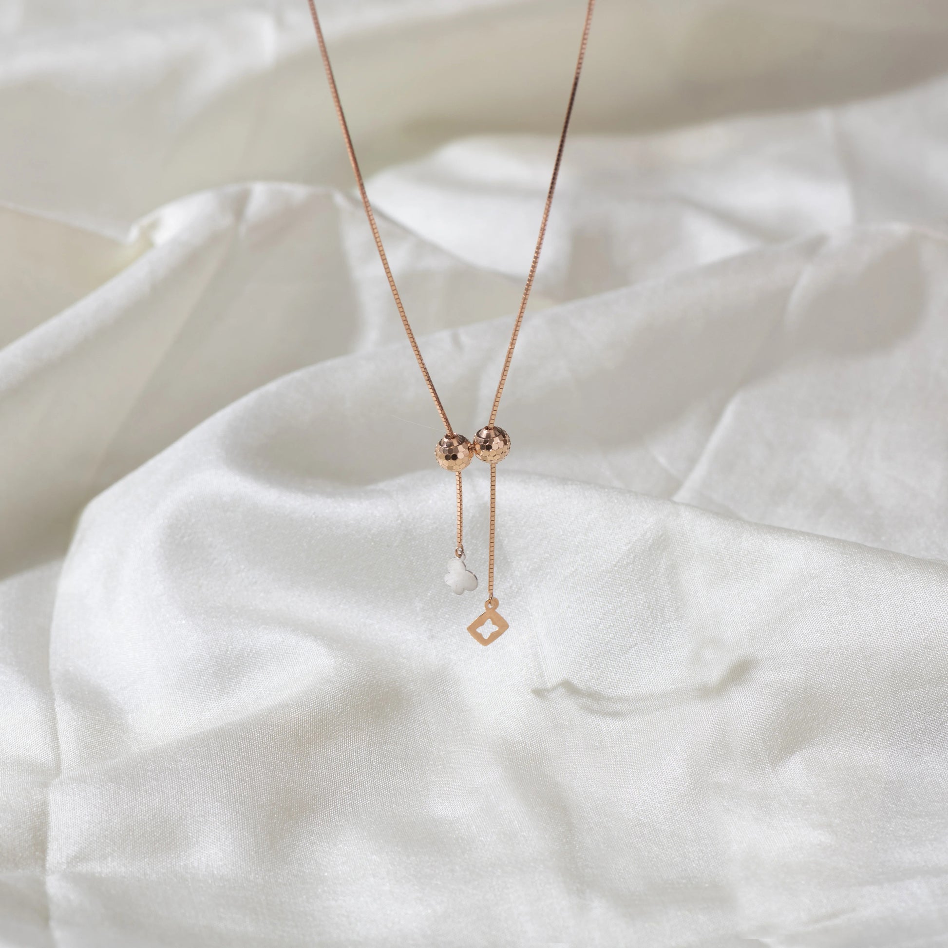 Western-rose gold-necklace-office wear-college